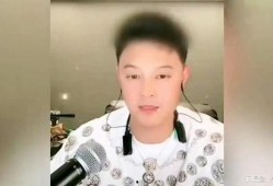 刘一飞还爆料过哪些娱乐圈的事件,刘一飞再掀波澜，揭秘更多幕后真相